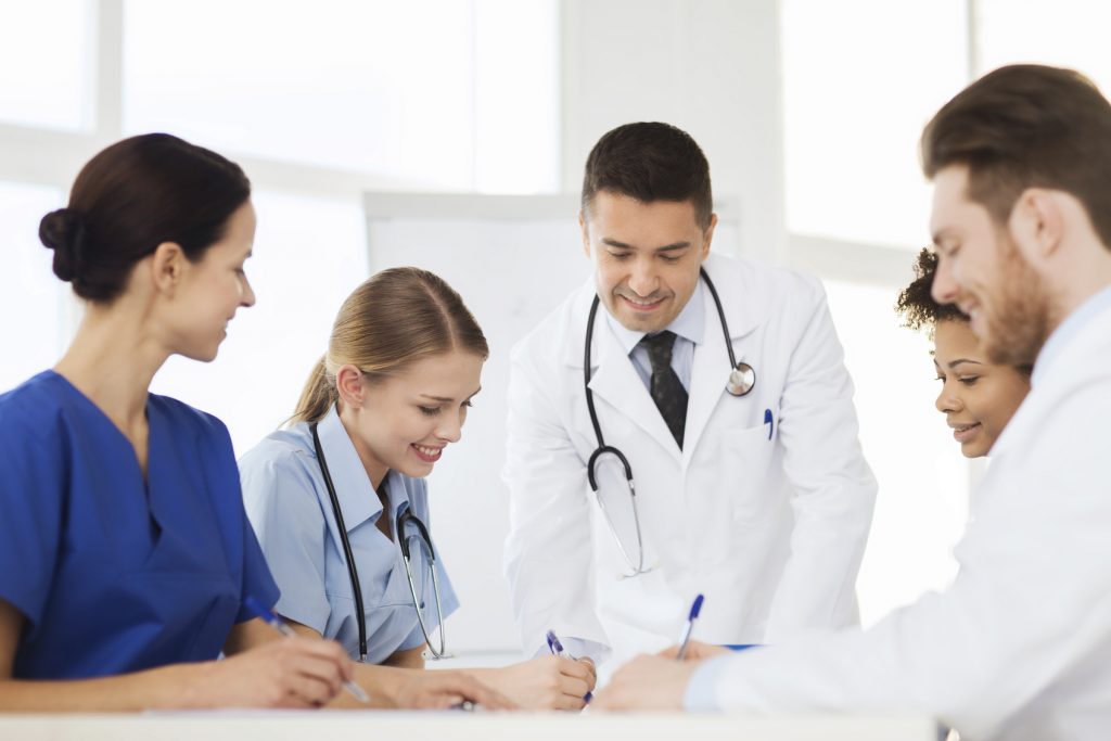 Menos impostos para os médicos: Novo Simples Nacional