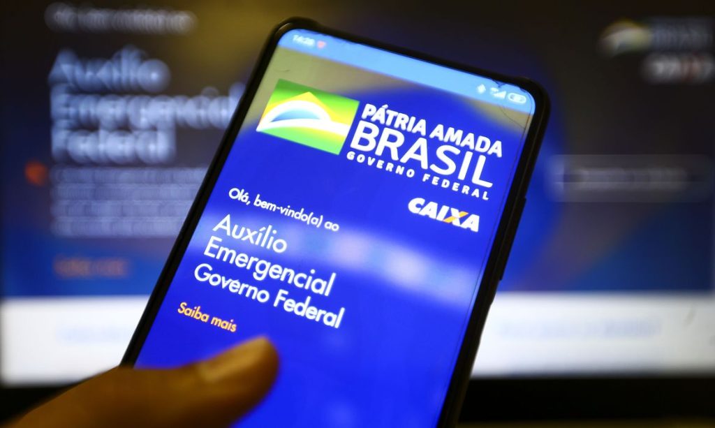 Governo notifica empresários e MEIs sobre devolução do auxílio emergencial. Veja como consultar, pagar e evitar problemas fiscais. Prazo é de 60 dias.