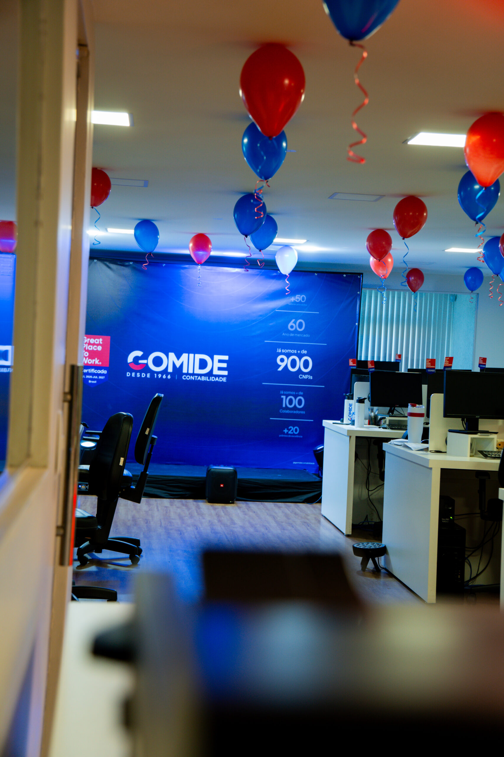 Colaboradores da Gomide Contabilidade em evento interno
