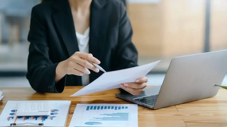 Entenda como formar preços com margem, tributos e caixa para proteger lucro e competitividade da sua empresa.