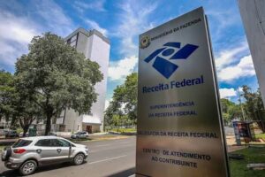 Receita e CGIBS publicaram o cronograma de NF-e, NFS-e e outros DF-e. Entenda as datas de IBS e CBS e prepare sua empresa.